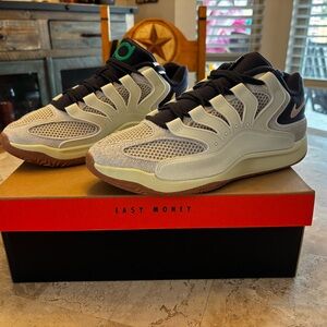 Nike KD 18 Easy Money Men’s 9 / Women’s 10.5 NIB